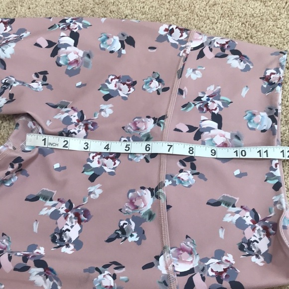 BEYOND YOGA Size M Olympus floral leggings - Picture 8 of 8